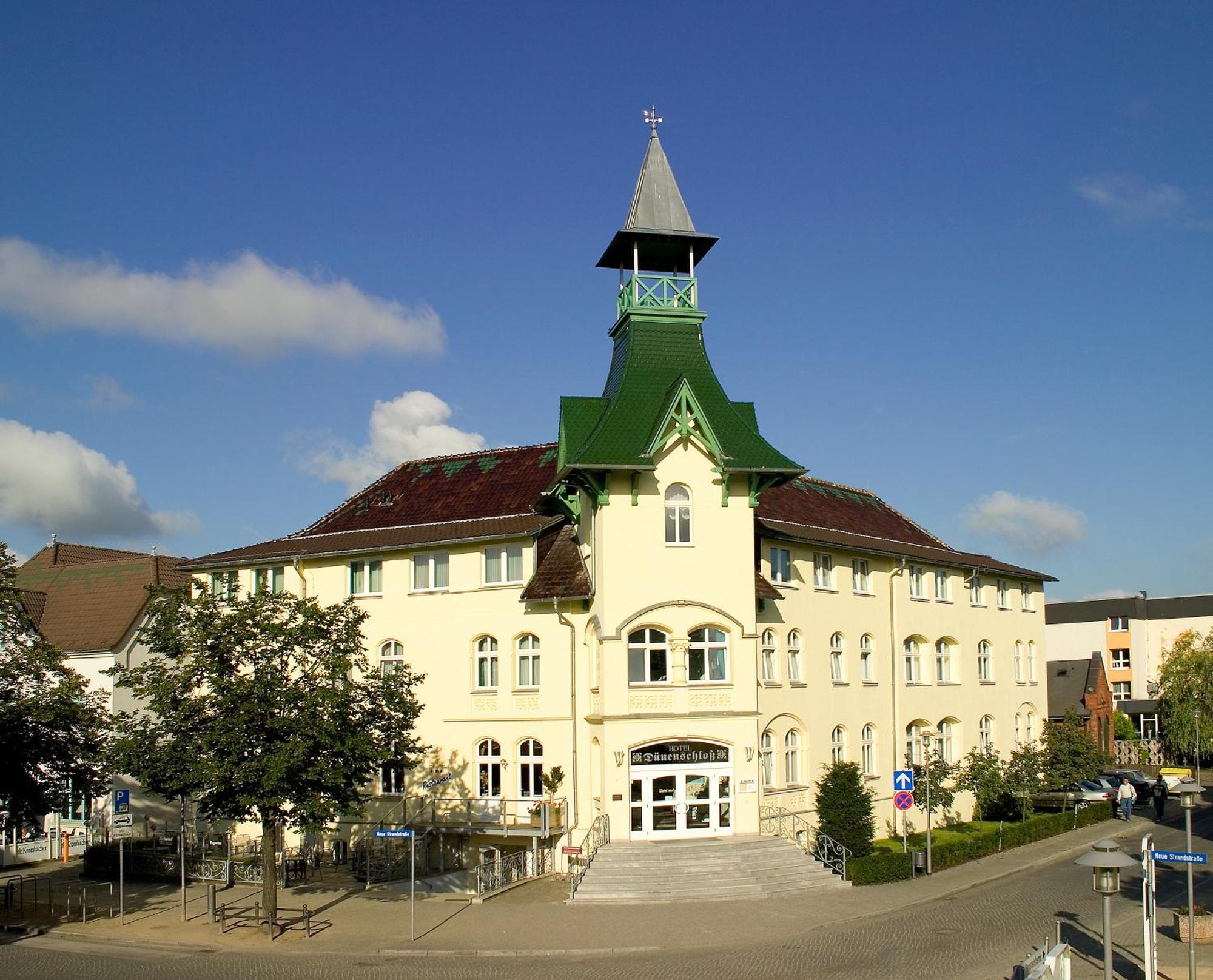 Hotel Duenenschloss Mit Private Spa Zinnowitz Exterior foto