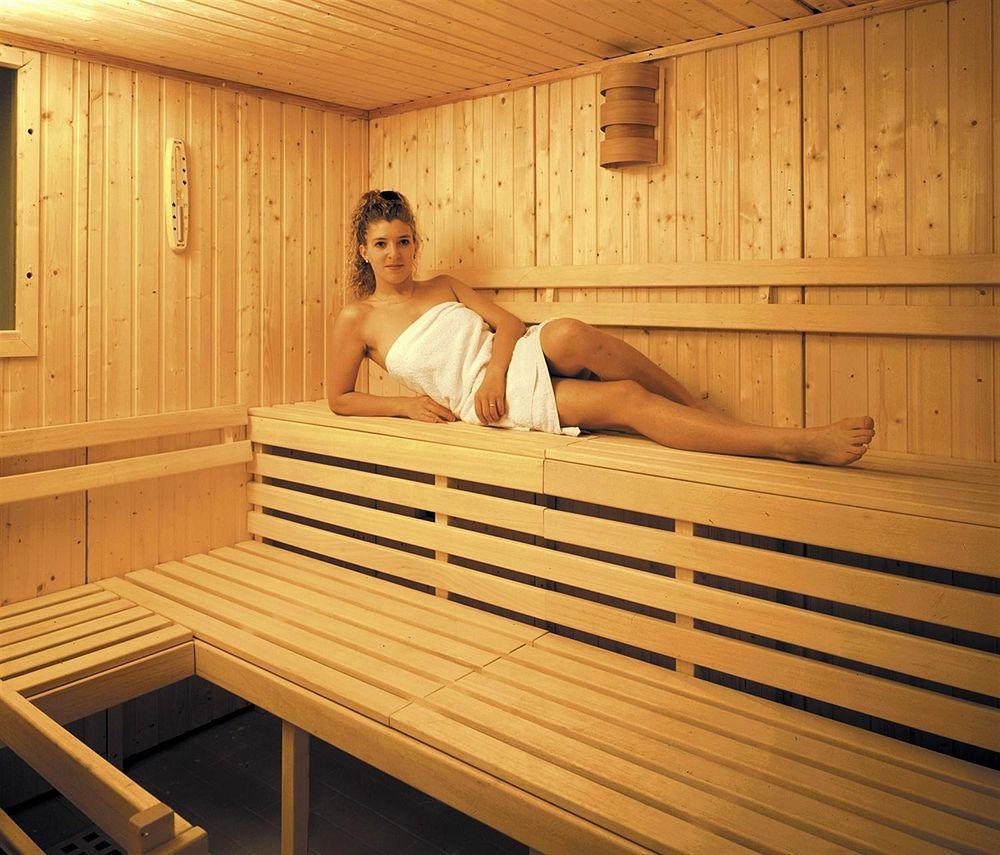 Hotel Duenenschloss Mit Private Spa Zinnowitz Exterior foto