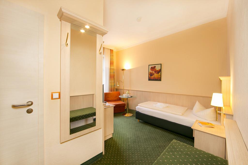 Hotel Duenenschloss Mit Private Spa Zinnowitz Quarto foto
